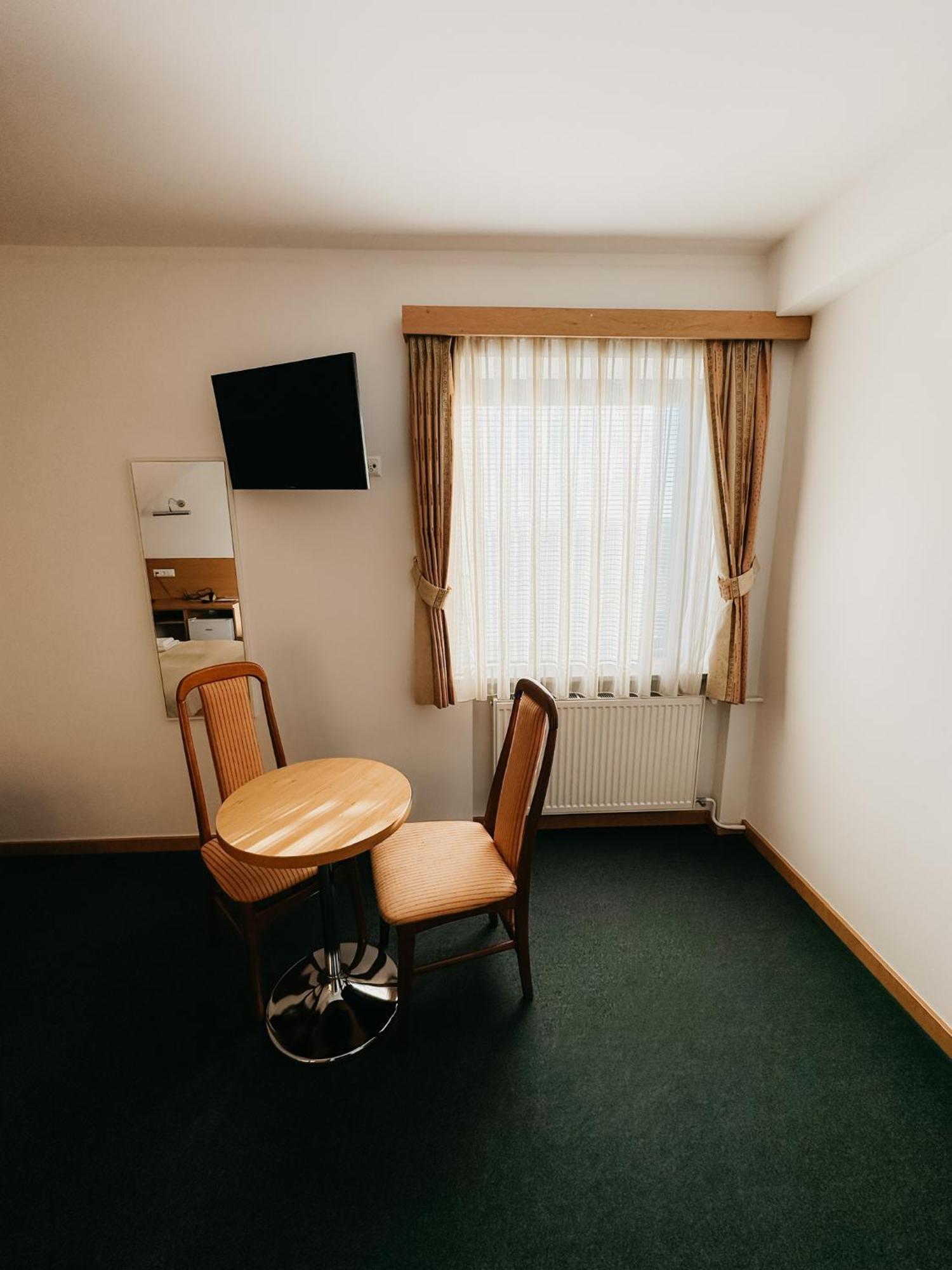 ホテル ペンション ザプラタ ゴレンスカ地方 部屋 写真